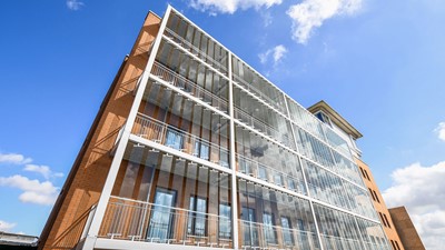 Verticale gevellamellen