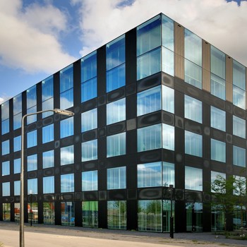 Om Lelystad Metaplus Achterzetramen Renovatie