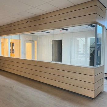 Hardglazen Schuifloket HSL 10E Op Het JF College Bewerkt